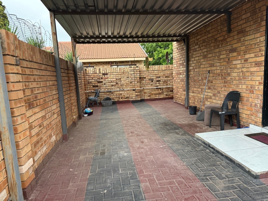 2 Bedroom Property for Sale in Die Bult North West